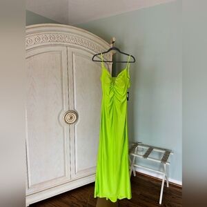 NWT Jump Lime Cut-Out Ruched Maxi Dress – Size 3